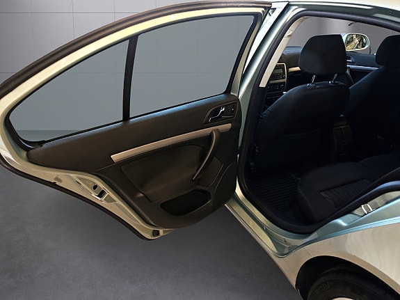 Skoda Octavia 12 of 21