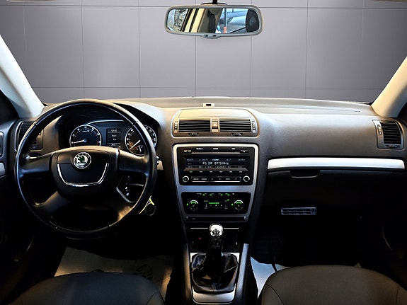 Skoda Octavia 16 of 21