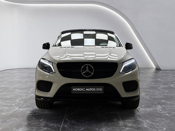 Mercedes-Benz GLE350 d 9 of 30