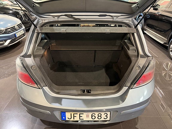 Opel Astra 15 of 15