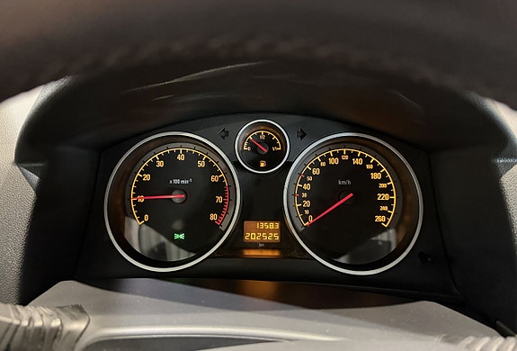 Opel Astra 14 of 15