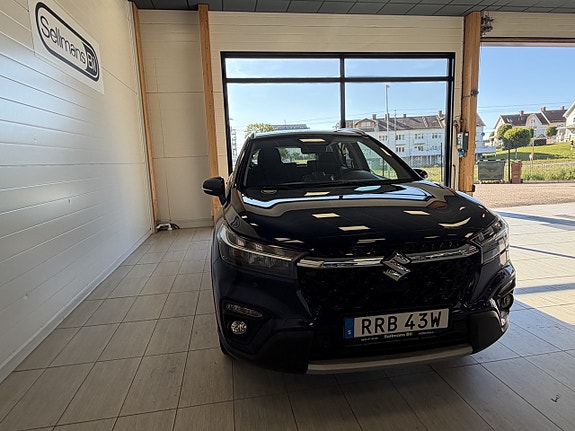 Suzuki S-Cross 4 of 18