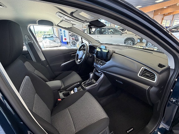 Suzuki S-Cross 12 of 18