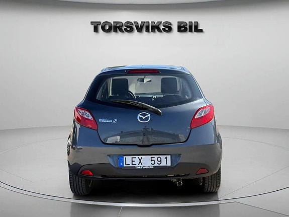 Mazda 2 5 of 21
