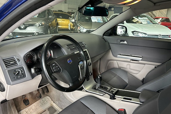Volvo V50 10 of 29