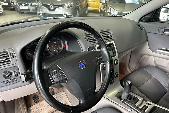 Volvo V50 14 of 29