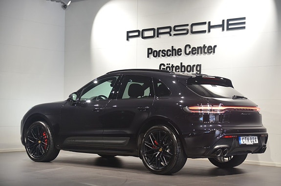 Porsche Macan GTS 5 of 17