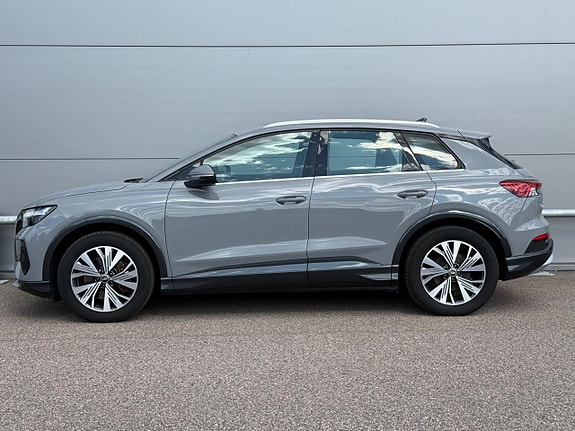 Audi Q4 e-tron 2 of 13