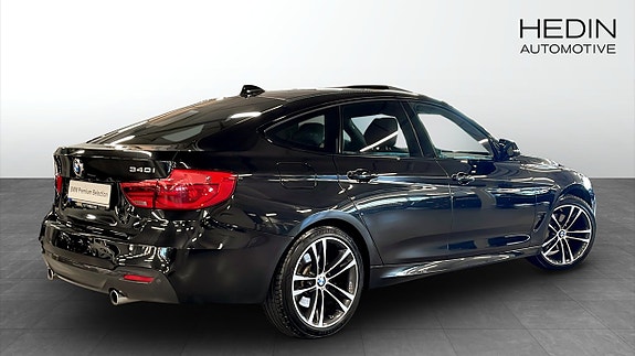 BMW 340i 2 of 9