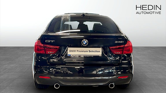 BMW 340i 7 of 9