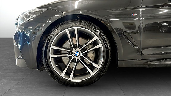 BMW 340i 9 of 9