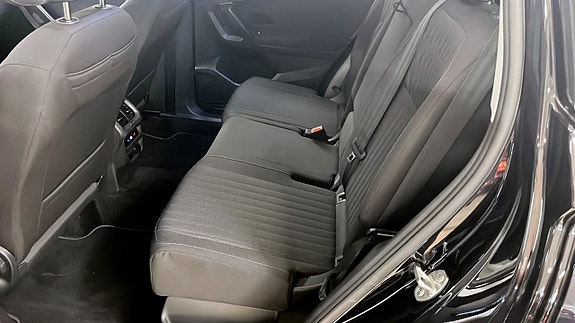 Volkswagen Tiguan Allspace 10 of 12