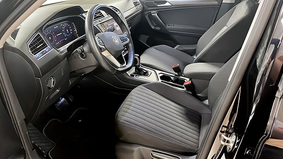 Volkswagen Tiguan Allspace 7 of 12