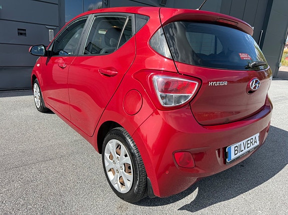 Hyundai i10 5 of 12
