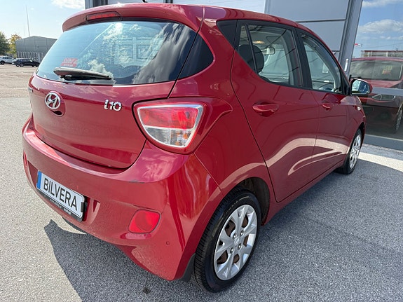 Hyundai i10 4 of 12