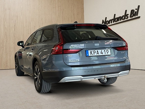 Volvo V90 3 of 12