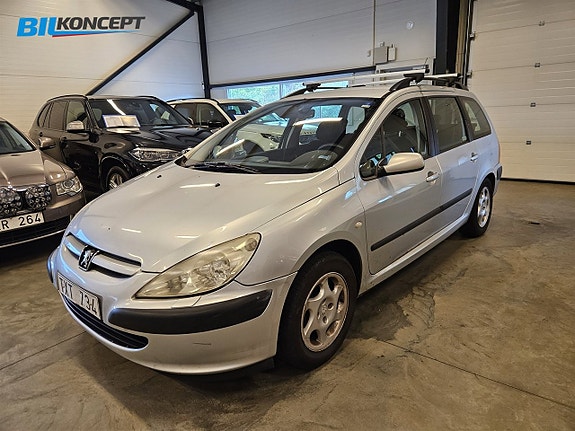 Peugeot 307 2 of 12