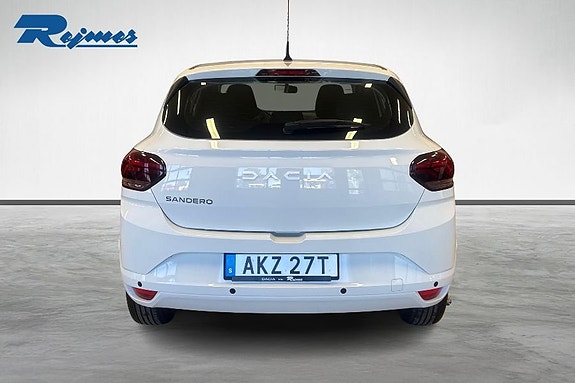 Dacia Sandero 6 of 17