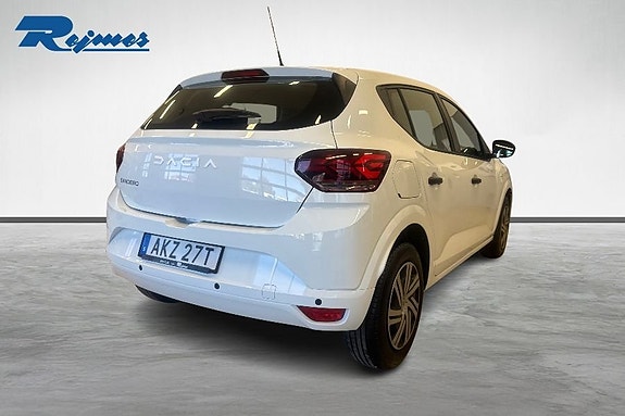 Dacia Sandero 5 of 17