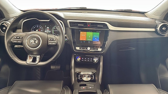 MG ZS 4 of 9