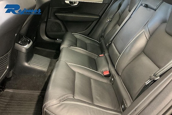 Volvo V90 13 of 18