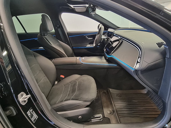 Mercedes-Benz E300 de 7 of 13