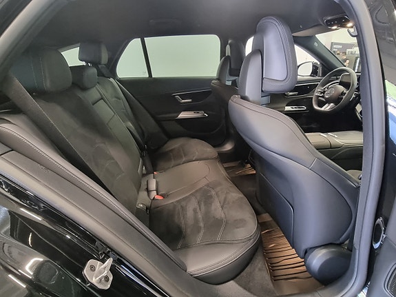 Mercedes-Benz E300 de 9 of 13