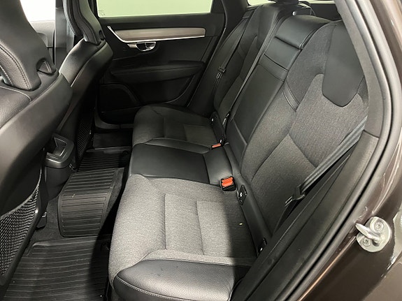 Volvo V90 17 of 17