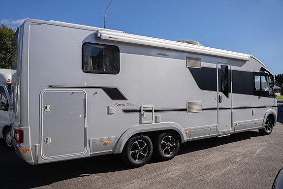Adria Sonic Supreme I 810 SL *Automat / Alde / AC bodel / Solcell* 2 of 19