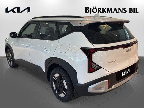 Kia Seltos 6 of 14