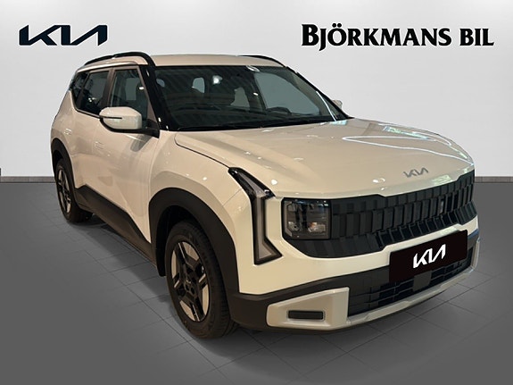 Kia Seltos 3 of 14