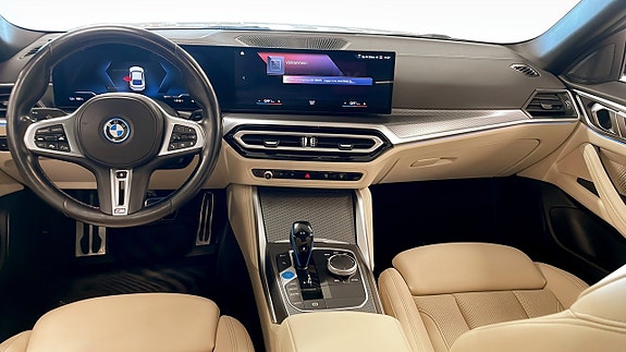 BMW i4 4 of 9