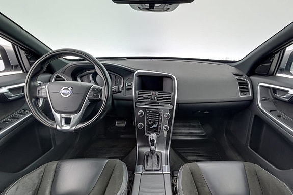 Volvo XC60 7 of 21