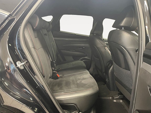 Hyundai Tucson 14 of 26