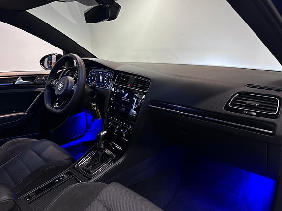 Volkswagen Golf I 21 of 24