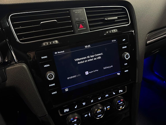 Volkswagen Golf I 17 of 24