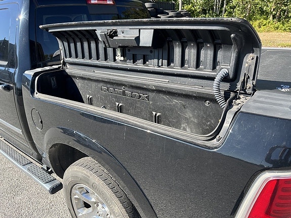 RAM 1500 5 of 11