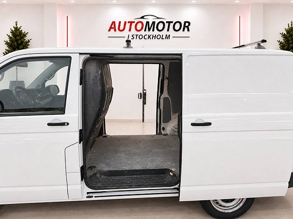 Volkswagen Transporter 8 of 14