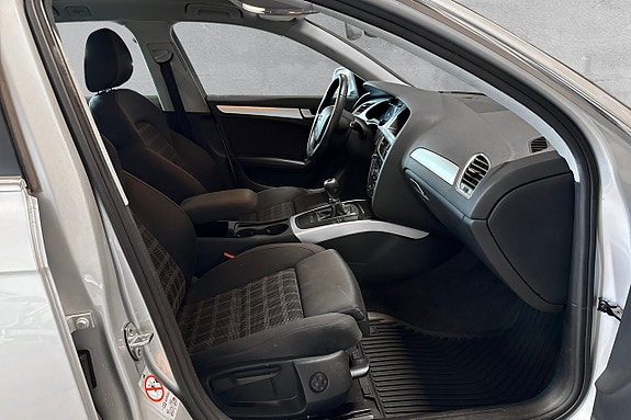 Audi A4 16 of 17