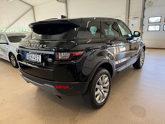 Land Rover Range Rover Evoque 3 of 7