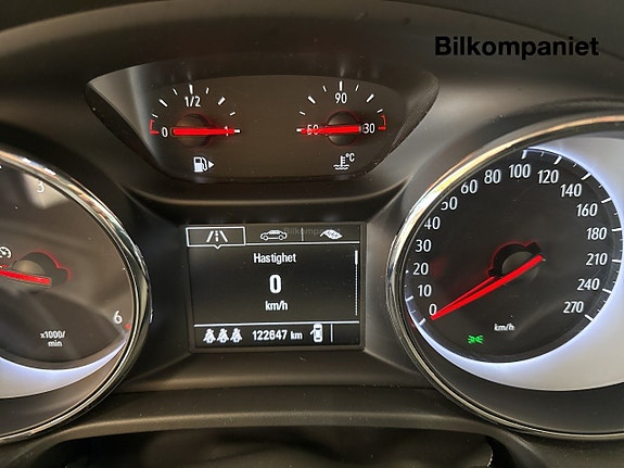 Opel Insignia 10 of 14