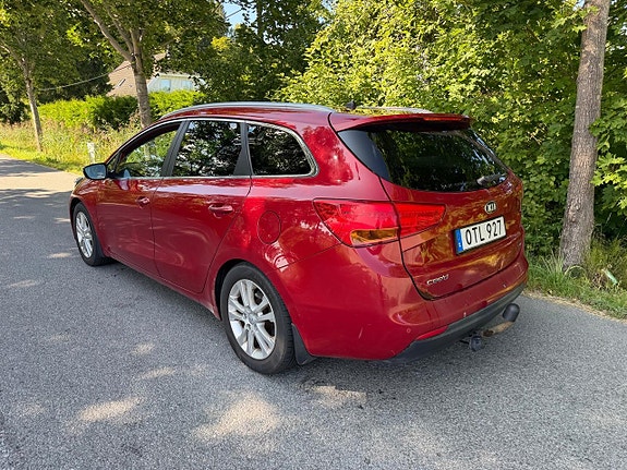 Kia Ceed 4 of 7