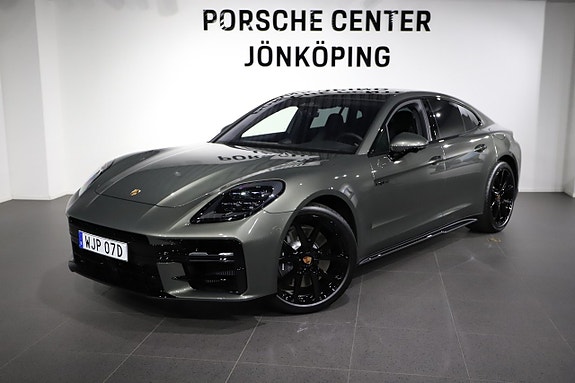 Porsche Panamera 4