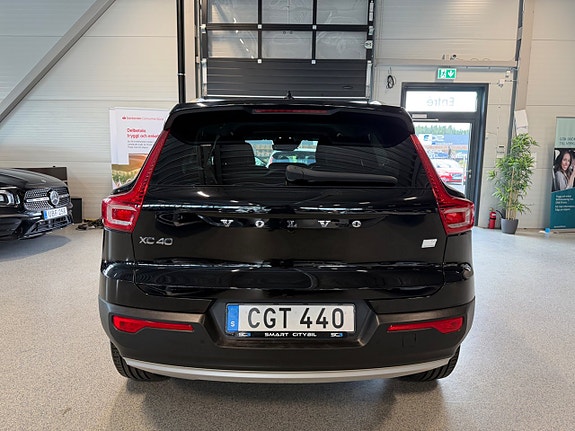 Volvo XC40 21 of 22