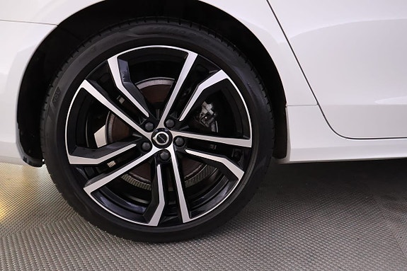 Volvo V90 14 of 17