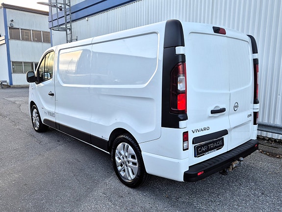 Opel Vivaro 6 of 24