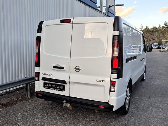 Opel Vivaro 8 of 24