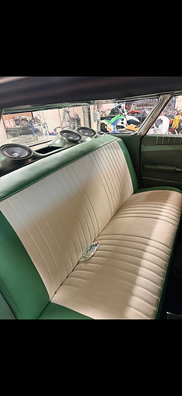 Chevrolet Impala 7 of 11
