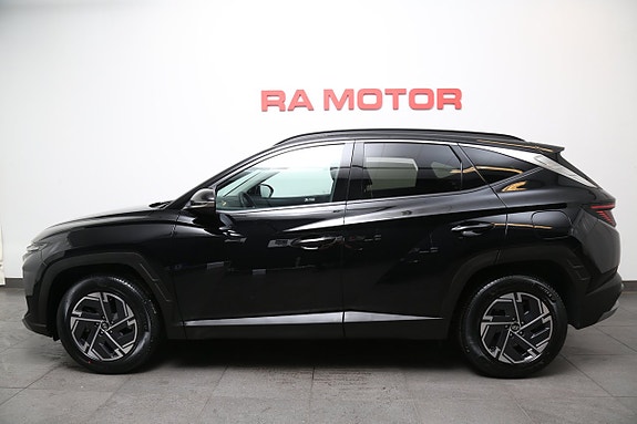 Hyundai Tucson 2 of 21