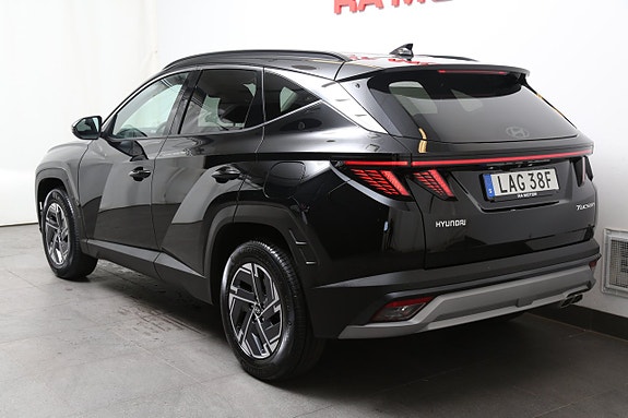Hyundai Tucson 3 of 21